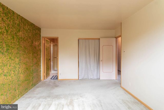 1214 FENWICK RD, Philadelphia, PA 19115