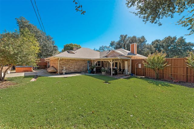 4117 Woodenrail Lane, Irving, TX 75061