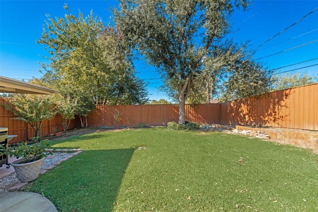 4117 Woodenrail Lane, Irving, TX 75061