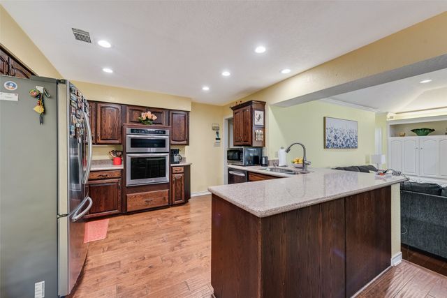 4117 Woodenrail Lane, Irving, TX 75061