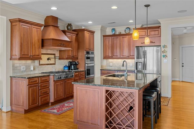 729 Navigators Pointe, Seneca, SC 29672