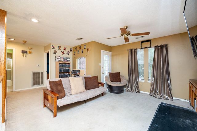 15742 Sweetwater Creek Drive, Houston, TX 77095
