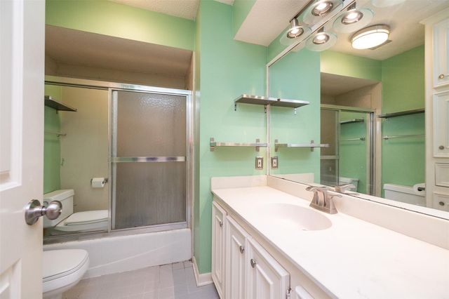 15742 Sweetwater Creek Drive, Houston, TX 77095