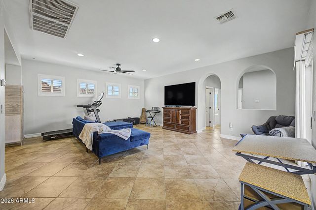 22223 N 39TH Street, Phoenix, AZ 85050