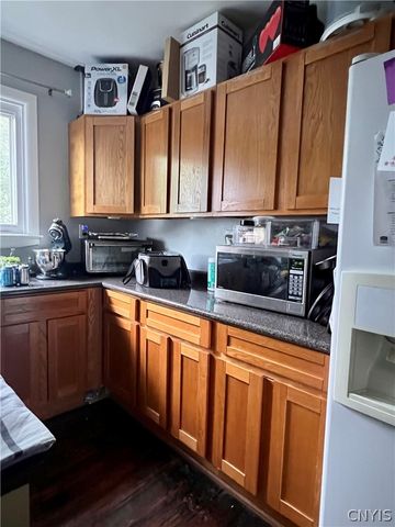 201 Hixson Avenue 3, Syracuse, NY 13206