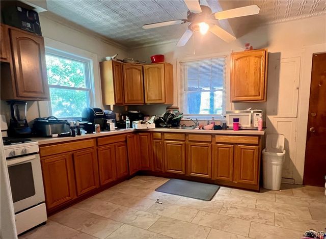 201 Hixson Avenue 3, Syracuse, NY 13206