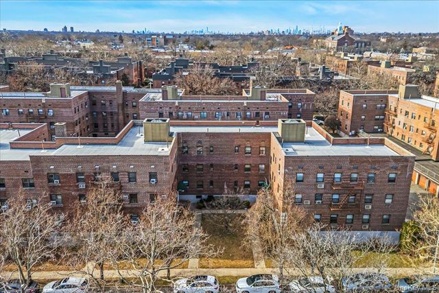 47-18 217th Street 3C, Bayside, NY 11361