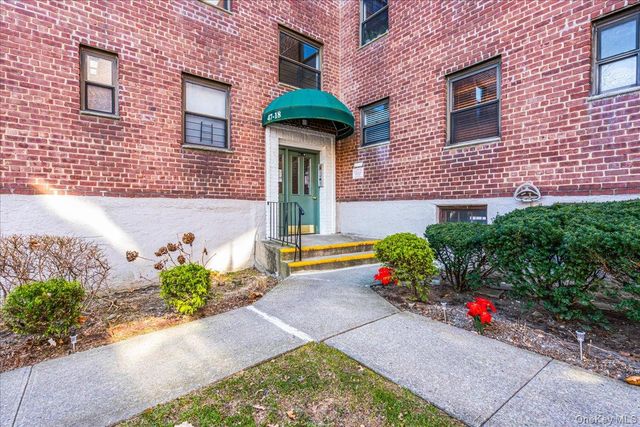 47-18 217th Street 3C, Bayside, NY 11361
