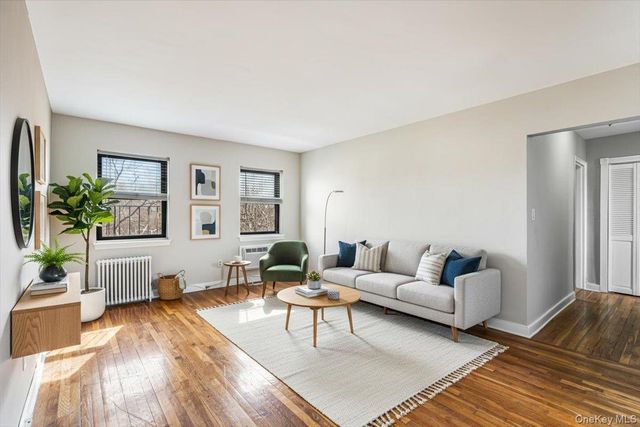 47-18 217th Street 3C, Bayside, NY 11361