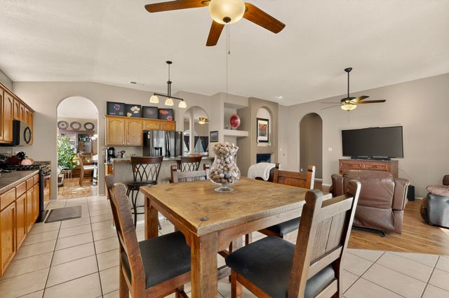 8628 Casa Verde Avenue NW, Albuquerque, NM 87120