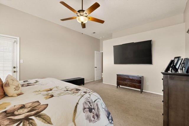 8628 Casa Verde Avenue NW, Albuquerque, NM 87120