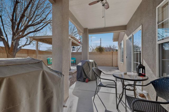 8628 Casa Verde Avenue NW, Albuquerque, NM 87120