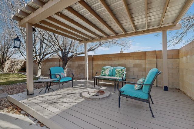 8628 Casa Verde Avenue NW, Albuquerque, NM 87120