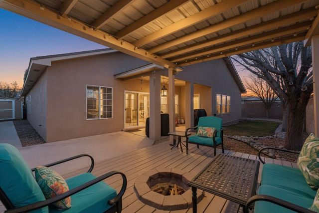 8628 Casa Verde Avenue NW, Albuquerque, NM 87120