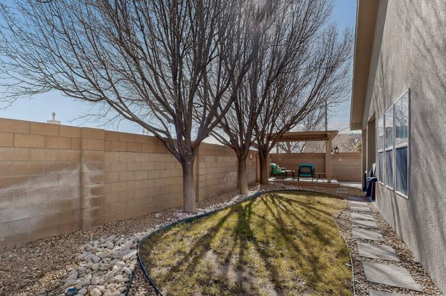 8628 Casa Verde Avenue NW, Albuquerque, NM 87120