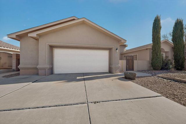 8628 Casa Verde Avenue NW, Albuquerque, NM 87120