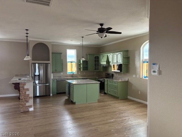 2421 East Falcon Street, Pahrump, NV 89048