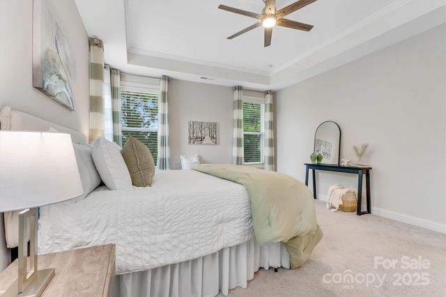 8210 Festival Way, Charlotte, NC 28215