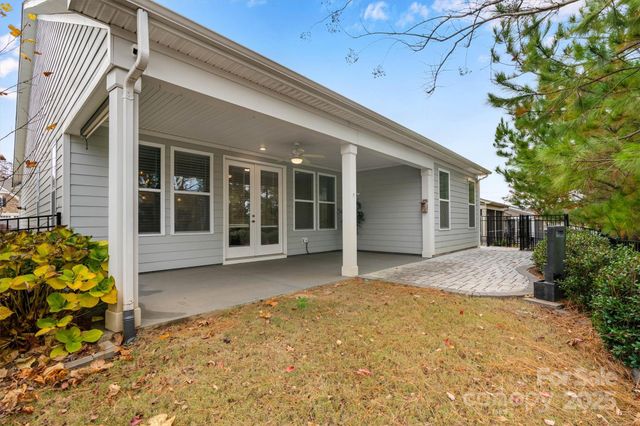 8210 Festival Way, Charlotte, NC 28215