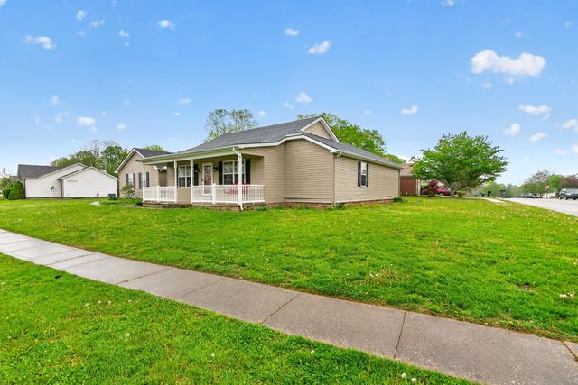 126 Sturbridge Drive, Georgetown, KY 40324