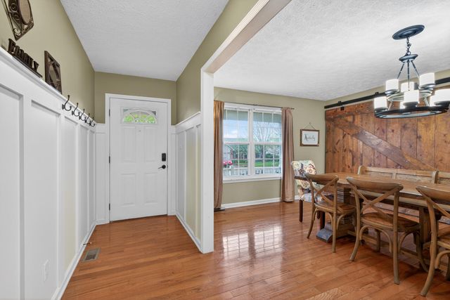 126 Sturbridge Drive, Georgetown, KY 40324
