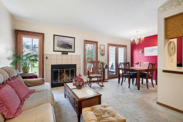 14389 Bedford Drive, Eden Prairie, MN 55346