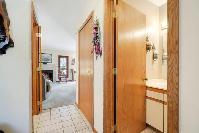 14389 Bedford Drive, Eden Prairie, MN 55346