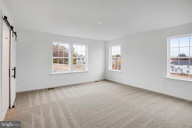 2000 DIVOT DR, Culpeper, VA 22701