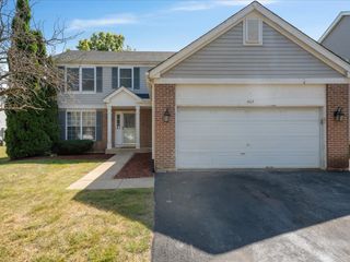 465 Bloomfield Drive, Bolingbrook, IL 60440