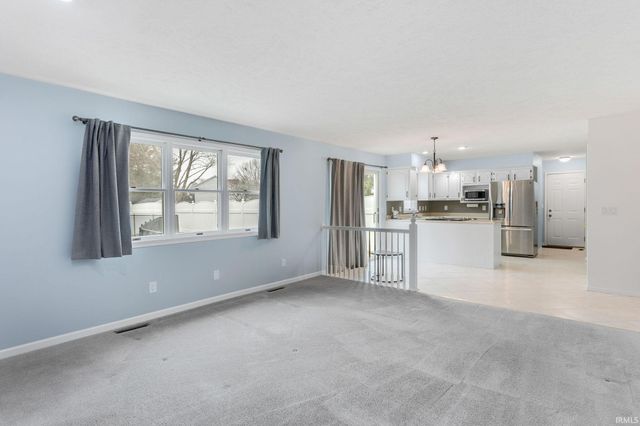 14500 Skybreeze Drive, Granger, IN 46530