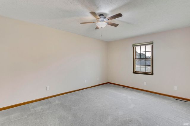 14500 Skybreeze Drive, Granger, IN 46530