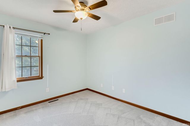 14500 Skybreeze Drive, Granger, IN 46530