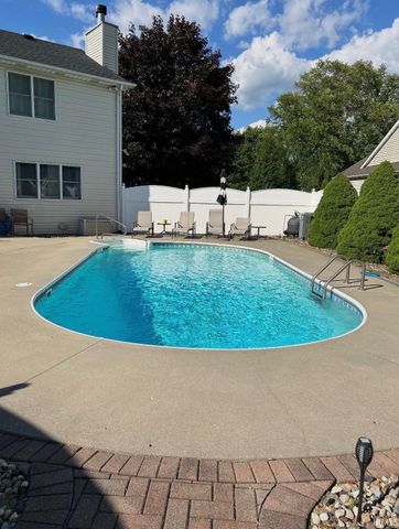 14500 Skybreeze Drive, Granger, IN 46530