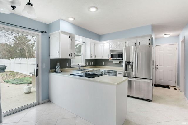 14500 Skybreeze Drive, Granger, IN 46530
