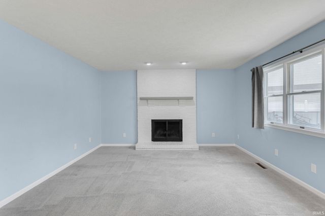 14500 Skybreeze Drive, Granger, IN 46530