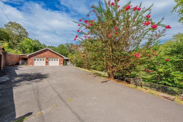 788 Long Hollow Road, Rock Spring, GA 30739