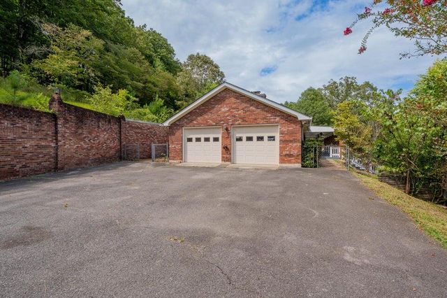 788 Long Hollow Road, Rock Spring, GA 30739