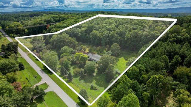 788 Long Hollow Road, Rock Spring, GA 30739