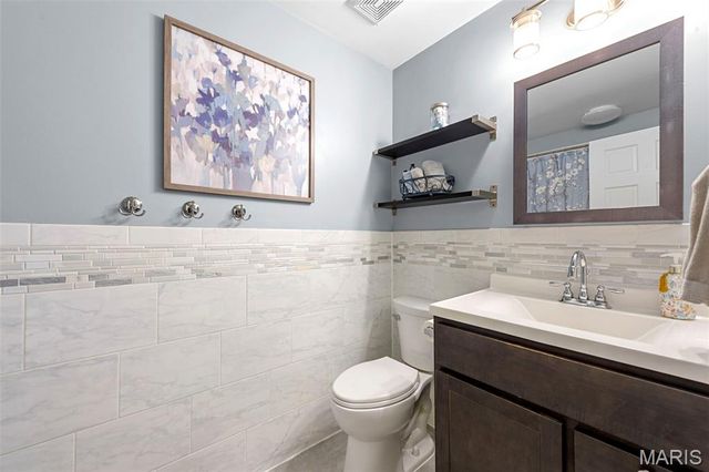 8349 White Oak Trail, Hillsboro, MO 63050