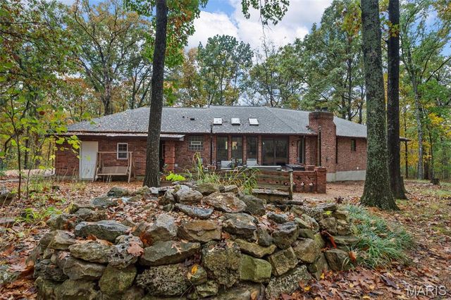 8349 White Oak Trail, Hillsboro, MO 63050