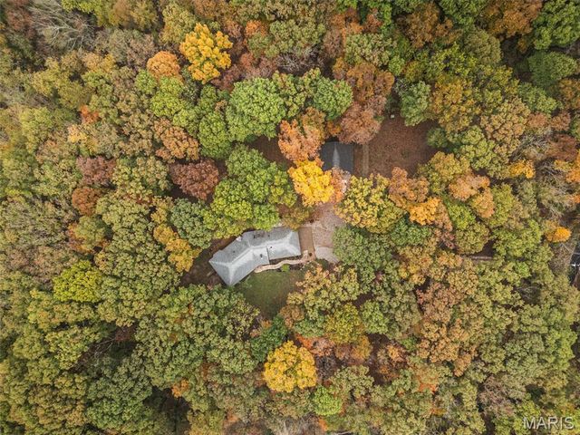 8349 White Oak Trail, Hillsboro, MO 63050