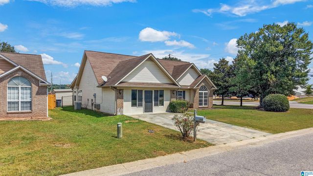 100 SUMMERCHASE PARKWAY, Calera, AL 35040