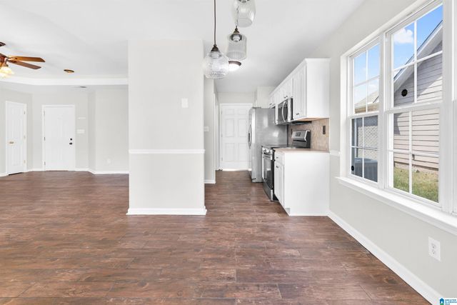 100 SUMMERCHASE PARKWAY, Calera, AL 35040