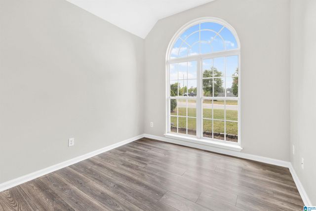 100 SUMMERCHASE PARKWAY, Calera, AL 35040