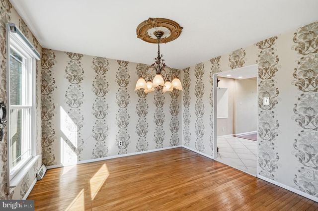 904 HERITAGE RD, Moorestown, NJ 08057