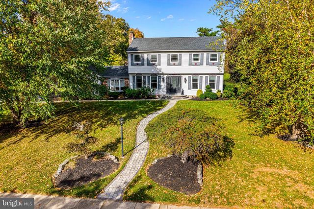 904 HERITAGE RD, Moorestown, NJ 08057