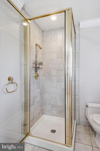 904 HERITAGE RD, Moorestown, NJ 08057