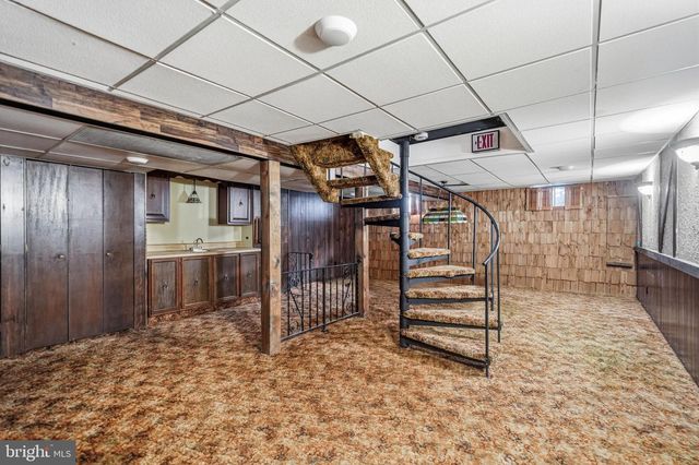 904 HERITAGE RD, Moorestown, NJ 08057