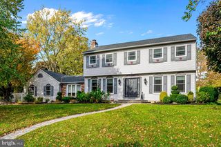 904 HERITAGE RD, Moorestown, NJ 08057