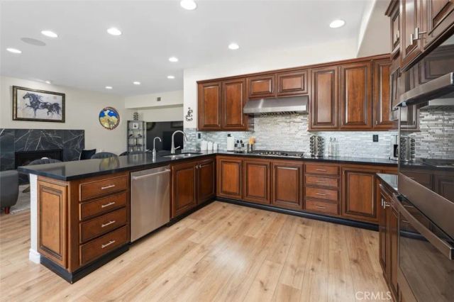 6 Beaconsfield, Trabuco Canyon, CA 92679